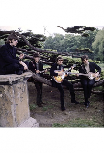 THE BEATLES by ROBERT  WHITAKER
